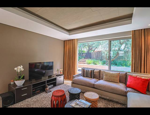 7 BEDROOM HOUSE FOR SALE IN K'SHANE
